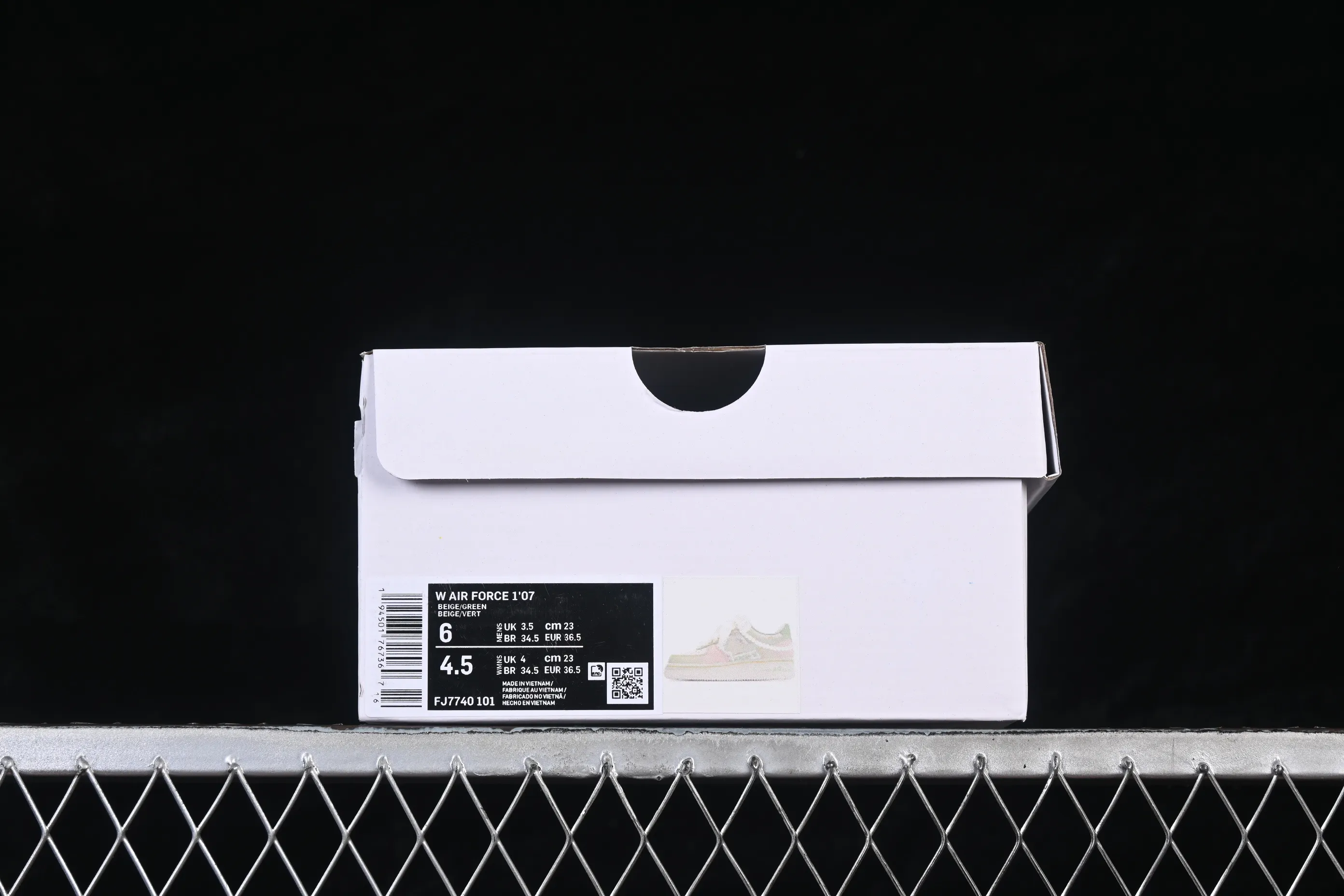 All categories Nk Air Force 1 Air Force series Nk Air Force 1 Low Air Force low-top Nike Air Force 1'07 Low "Pearl & Soft Jade" Hand-painted graffiti Pearl nephrite Air Force 1 low-top casual sneakers FJ7740-101